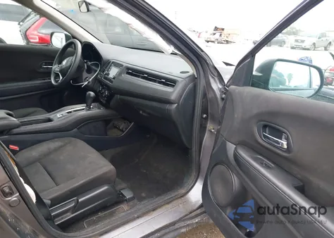 2018 Honda Hr-V Lx z USA, uszkodzony, nr VIN 3CZRU5H35JM717526